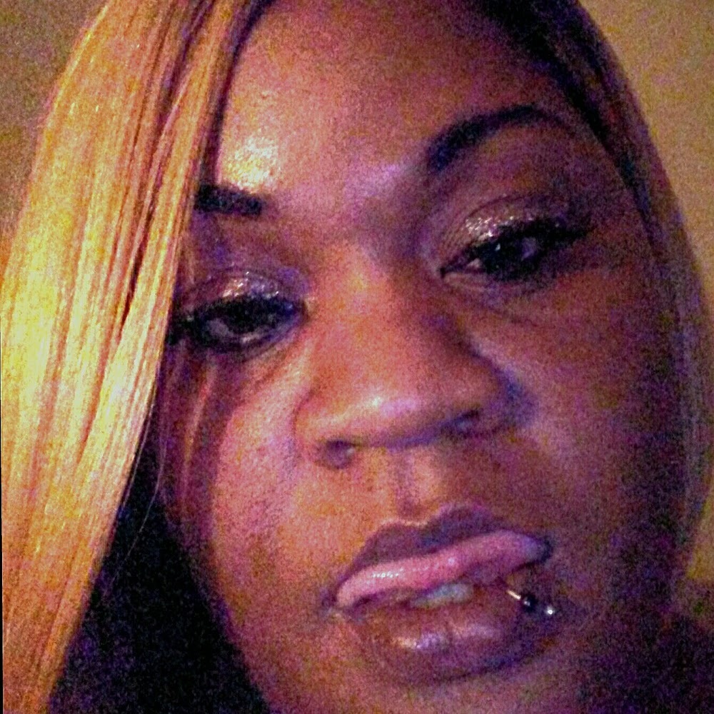 Meet your Posher, Taniqua
